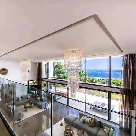 Luxury Turner In * Cannes