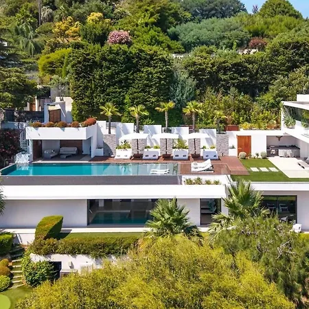 Luxury Turner In Villa *
