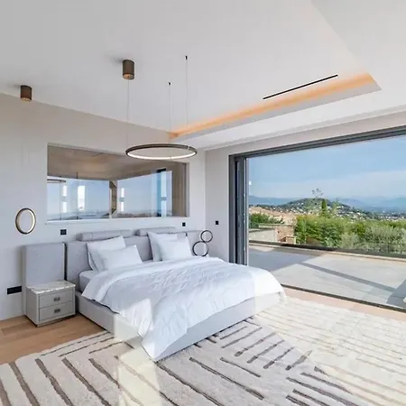 Luxury Turner In